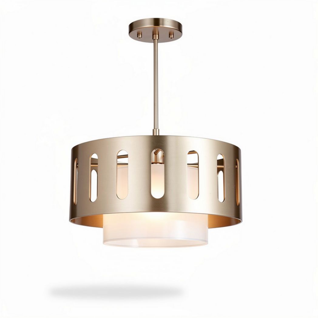 Lampa wisząca metalowa w kolorze złotym o średnicy 30 cm i wysokości 20 cm